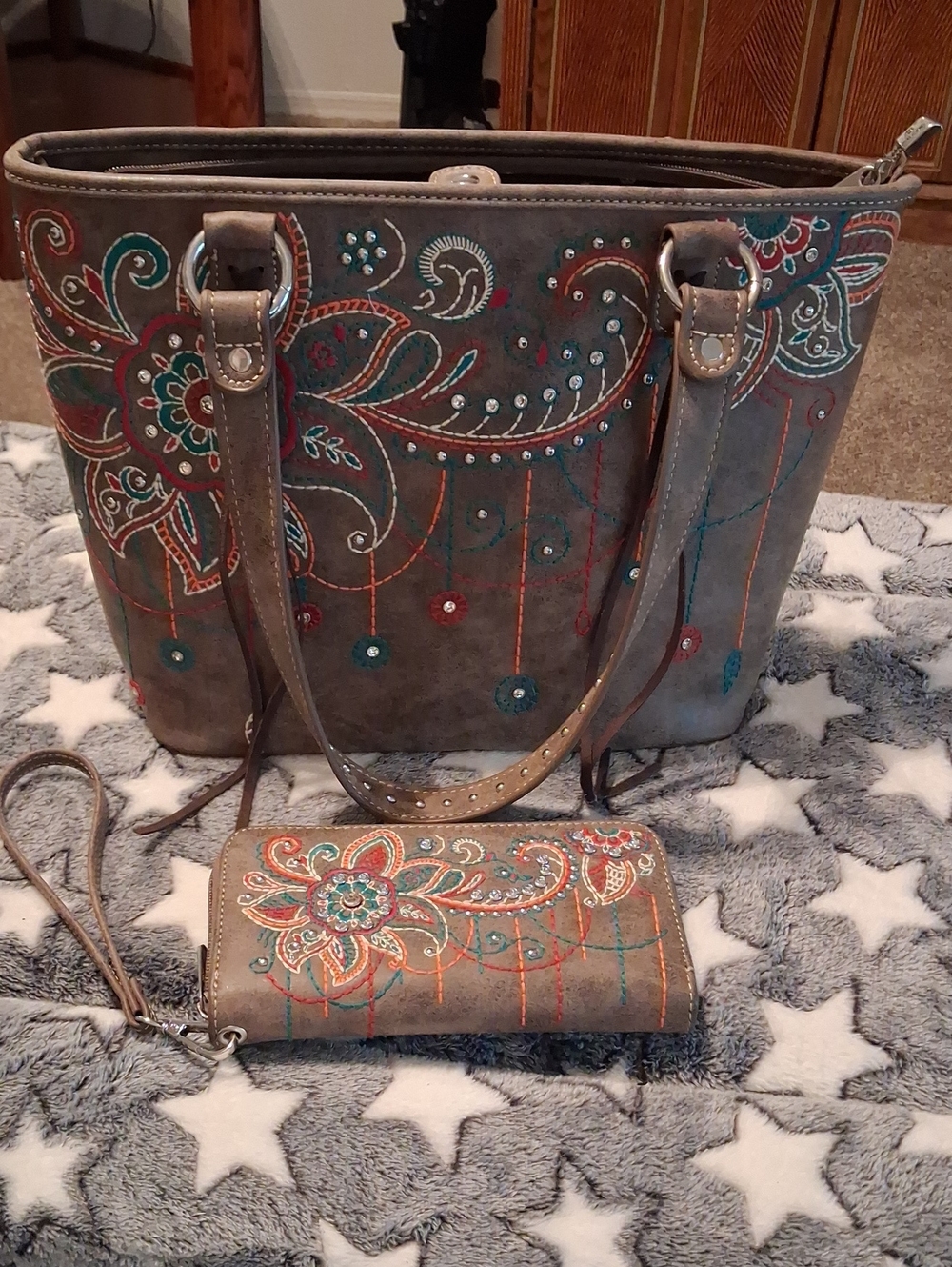 American Bling tote with matching wallet  11X14